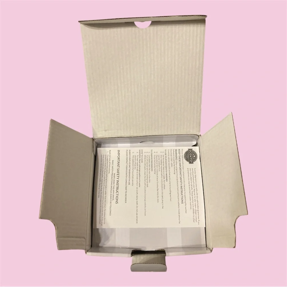 SCENTSY Petal Pink Warmer Brand New WHIFF BOX